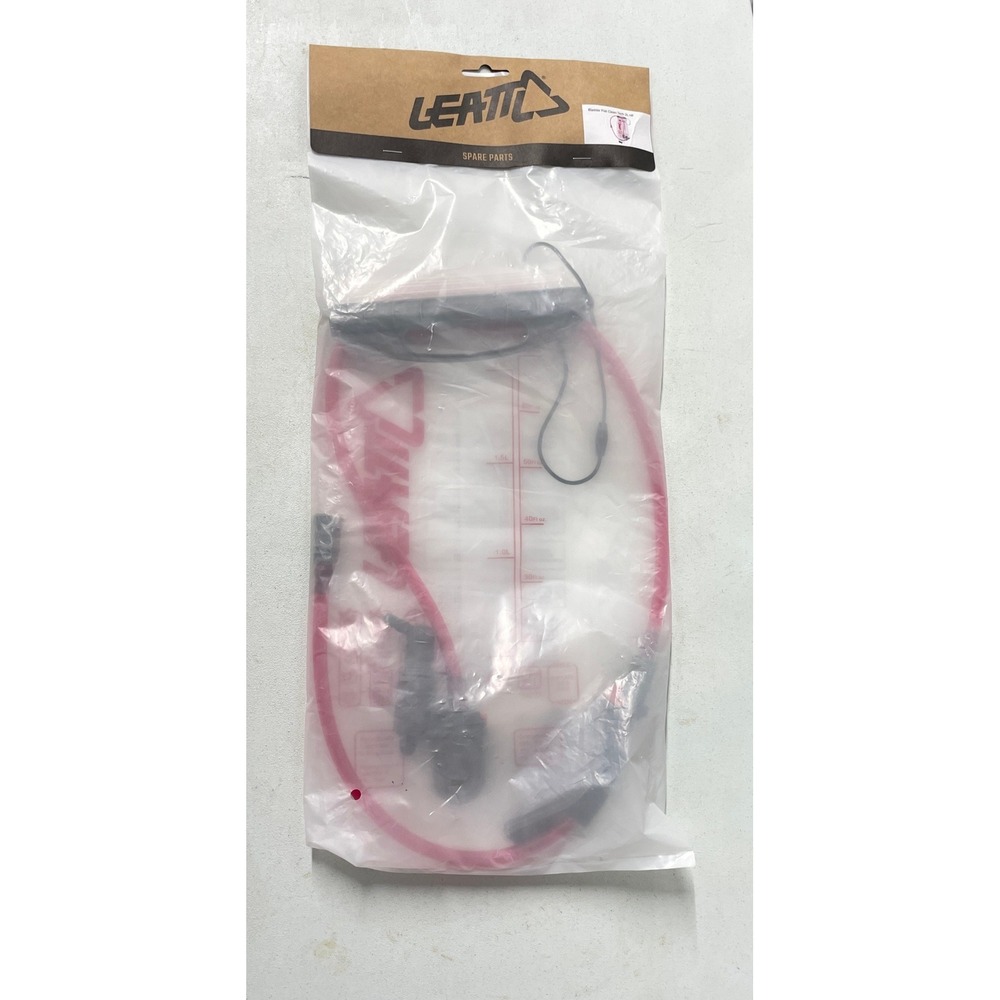 Leatt Bladder Flat CleanTech 2L 70oz Hydration Reservoir Tube Valve 7016100200